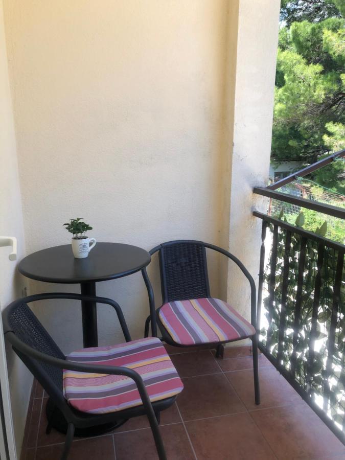 Apartmani Lisicina Omis Exterior photo